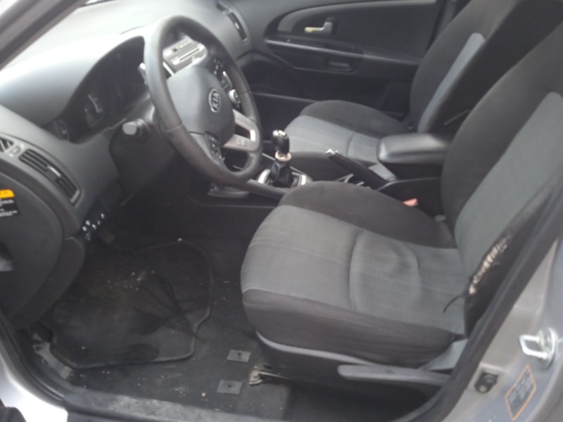 kia cee´d hatchback (ed) del año 2010