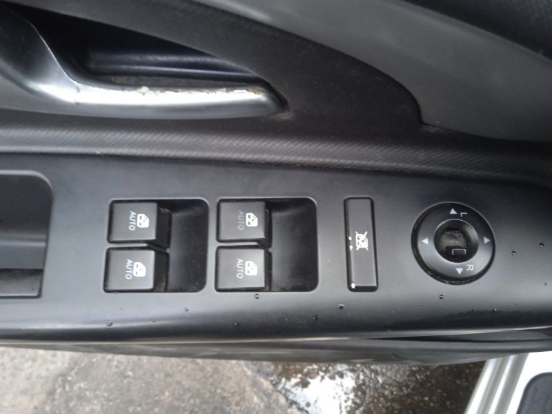 kia cee´d hatchback (ed) del año 2010