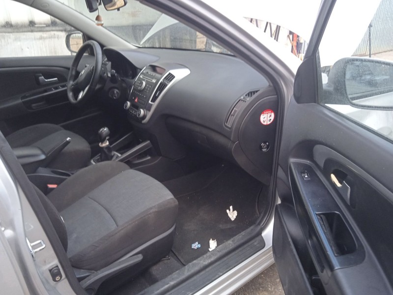 kia cee´d hatchback (ed) del año 2010