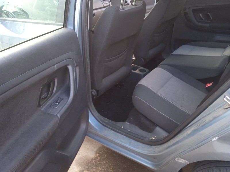 skoda fabia ii combi (545) del año 2011