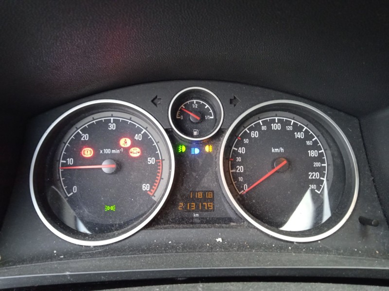 opel zafira b furgoneta/monovolumen (a05) del año 2012