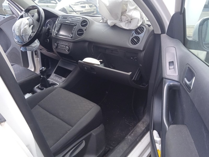 volkswagen tiguan (5n_) del año 2011