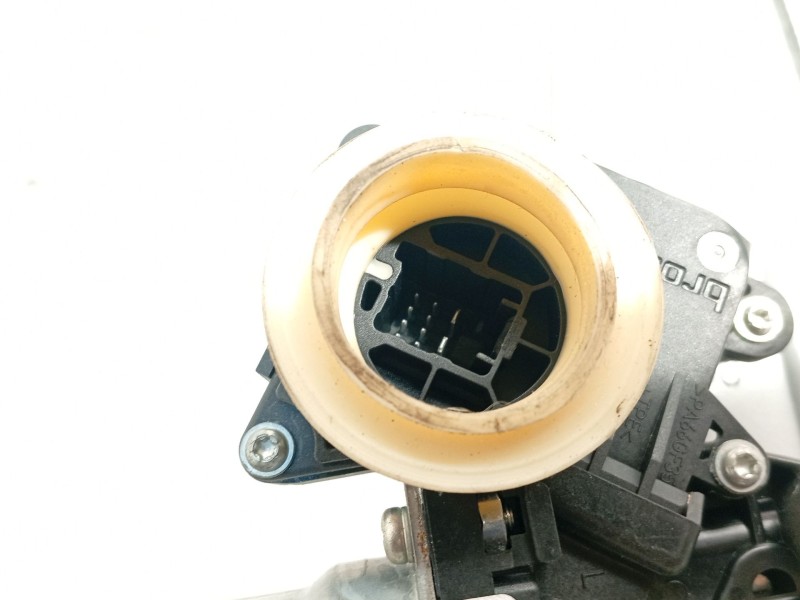 Recambio de elevalunas trasero derecho para toyota verso (_r2_) 2.0 d-4d (aur20_) referencia OEM IAM 857100F00E  