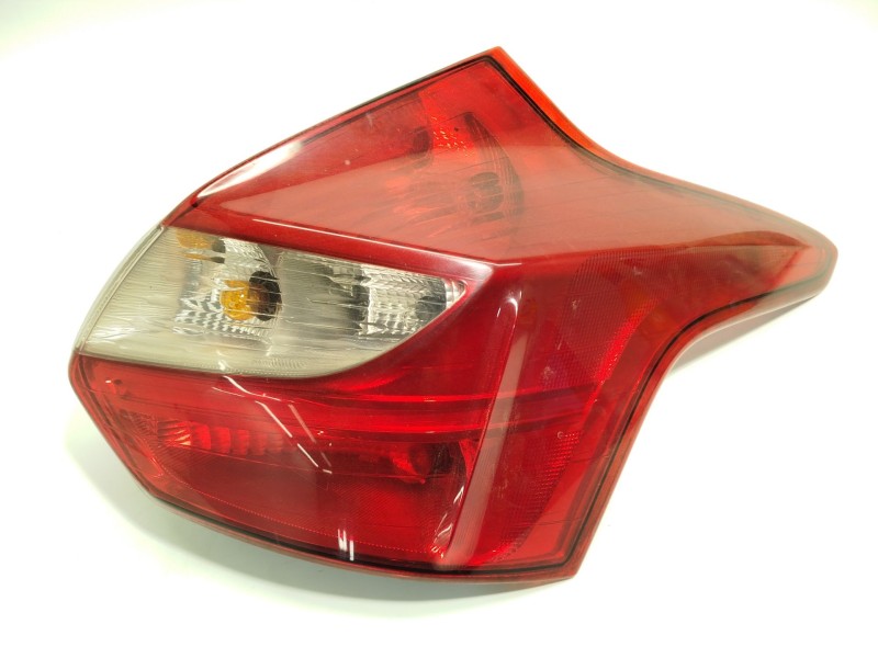 Recambio de piloto trasero derecho para ford focus iii 1.6 tdci referencia OEM IAM 1825318 BM5113404AK 