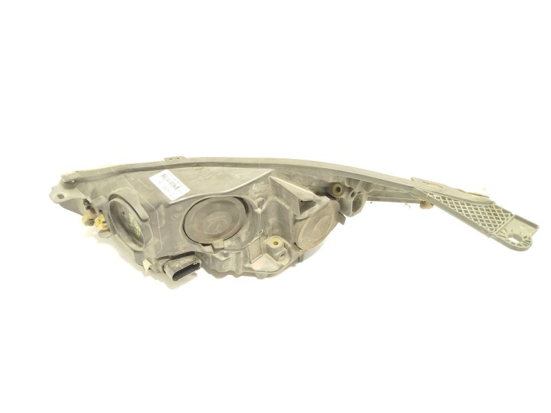 Recambio de faro derecho para ford focus iii 1.6 tdci referencia OEM IAM BM5113W029NA 1873925 