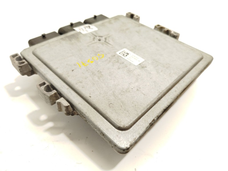 Recambio de centralita motor uce para ford focus iii 1.6 tdci referencia OEM IAM BV6112A650DDB  S180133048C