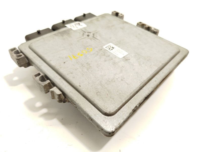 Recambio de centralita motor uce para ford focus iii 1.6 tdci referencia OEM IAM BV6112A650DDB  S180133048C