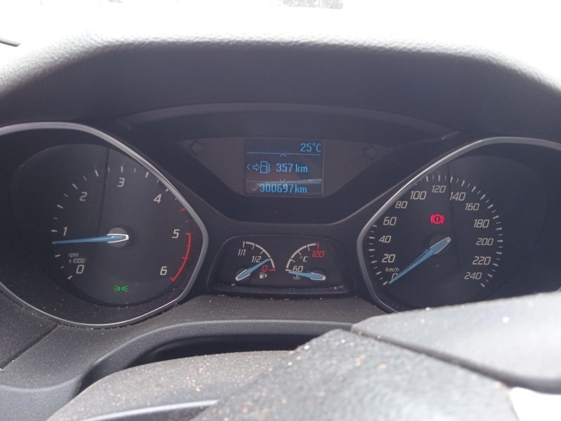 Recambio de cuadro instrumentos para ford focus iii 1.6 tdci referencia OEM IAM BM5T10849BCE 5580301 