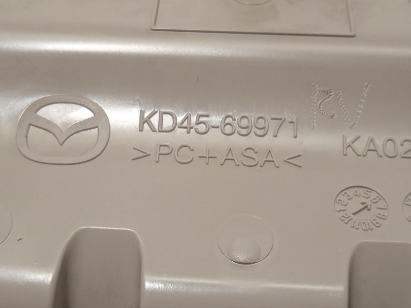 Recambio de luz interior para mazda cx-5 (kf) 2.5 awd referencia OEM IAM KD4569971  