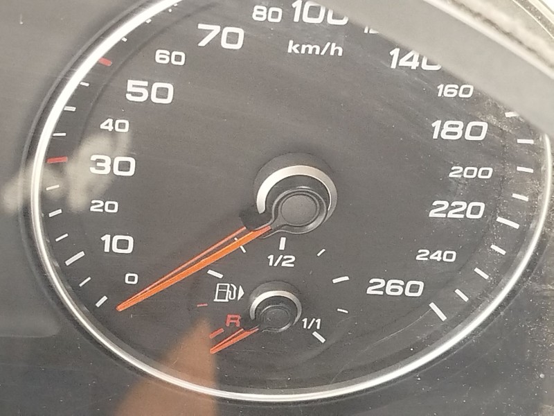 Recambio de cuadro instrumentos para audi q3 (8ub, 8ug) 2.0 tdi referencia OEM IAM 8U0920930A  