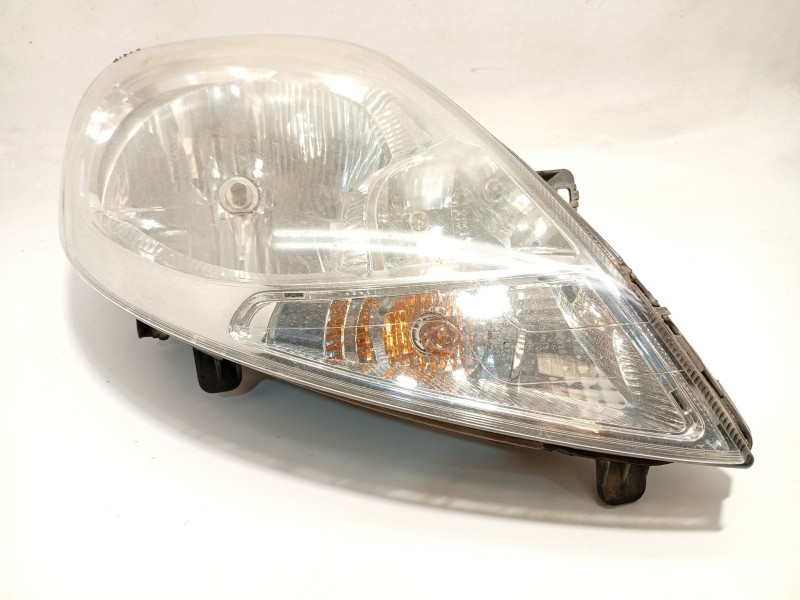 Recambio de faro derecho para nissan primastar autobús (x83) dci 120 referencia OEM IAM 8200701356 93859830 89313980