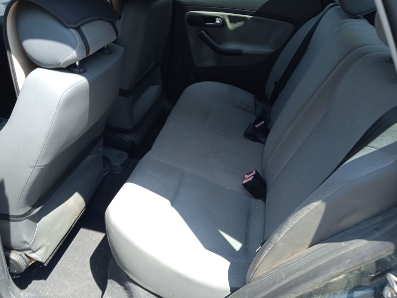 seat ibiza iii (6l1) del año 2003