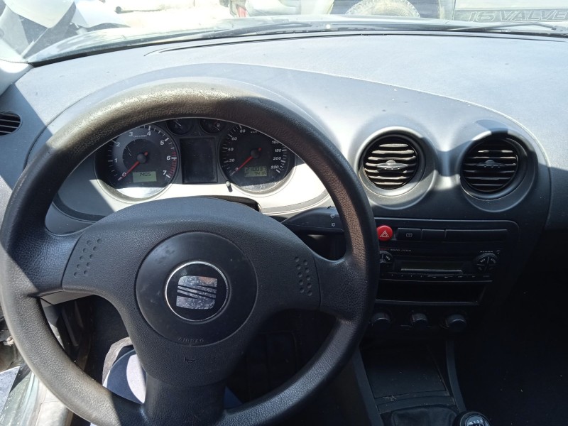 seat ibiza iii (6l1) del año 2003