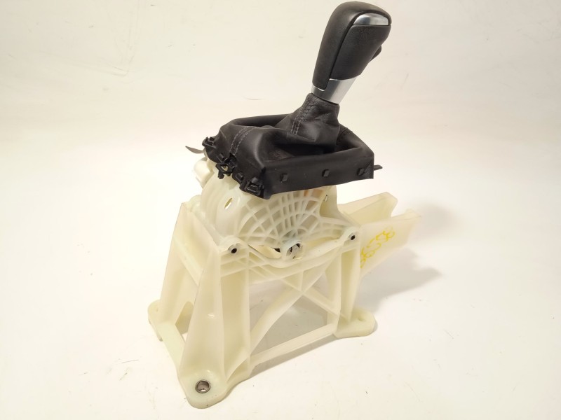 Recambio de palanca cambio para mazda cx-5 (kf) 2.5 awd referencia OEM IAM KB8A46100  