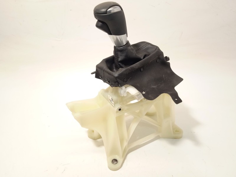 Recambio de palanca cambio para mazda cx-5 (kf) 2.5 awd referencia OEM IAM KB8A46100  