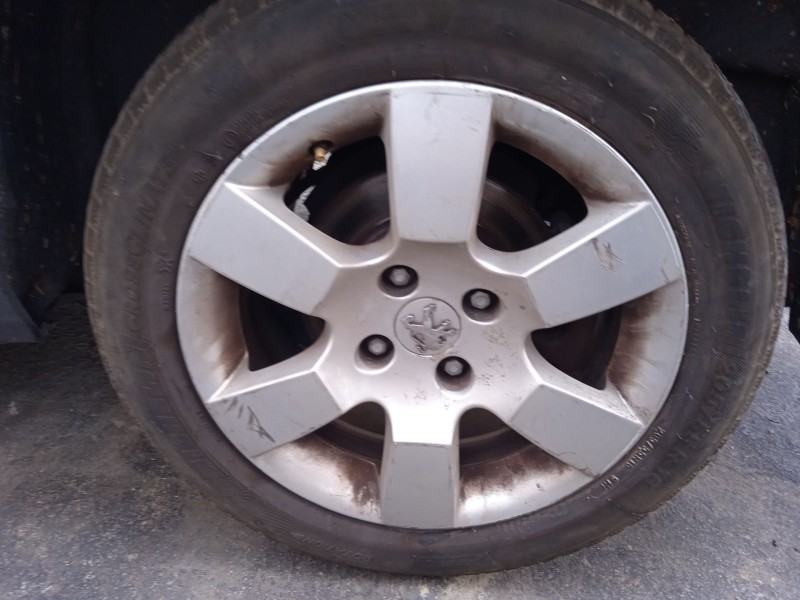 peugeot 5008 (0u_, 0e_) del año 2011