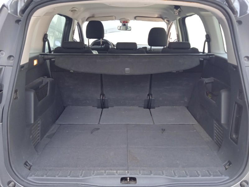 peugeot 5008 (0u_, 0e_) del año 2011