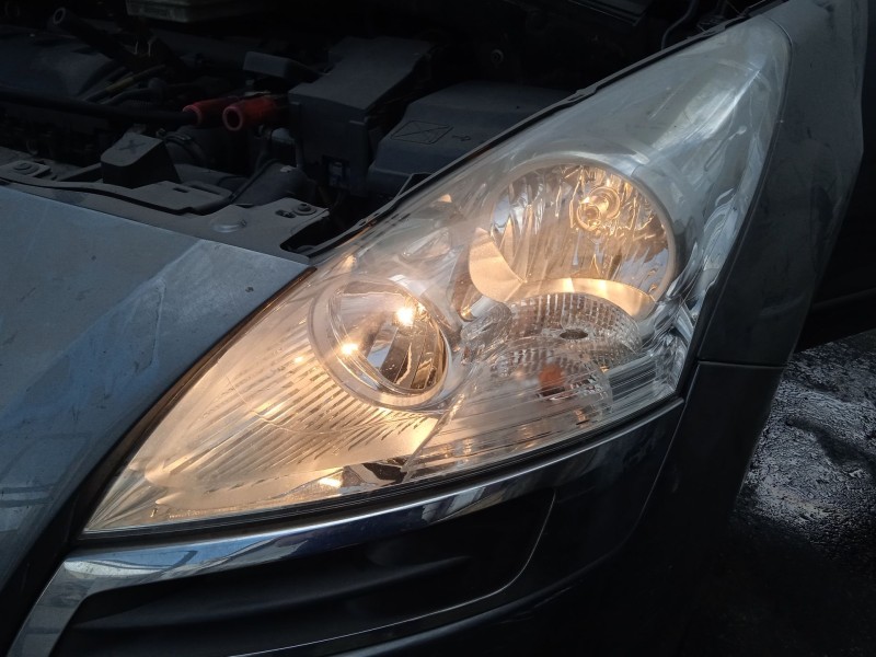 peugeot 5008 (0u_, 0e_) del año 2011