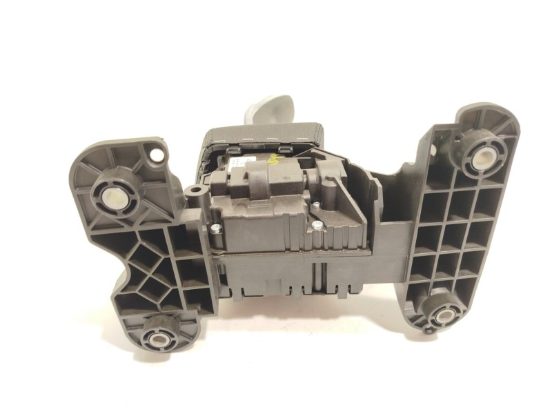 Recambio de palanca cambio para bmw x1 (f48) sdrive 18 i referencia OEM IAM 7950472 61317950472 61317950472