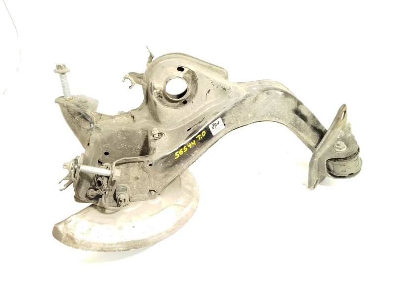 Recambio de mangueta trasera derecha para bmw x1 (f48) sdrive 18 i referencia OEM IAM 33326851580  