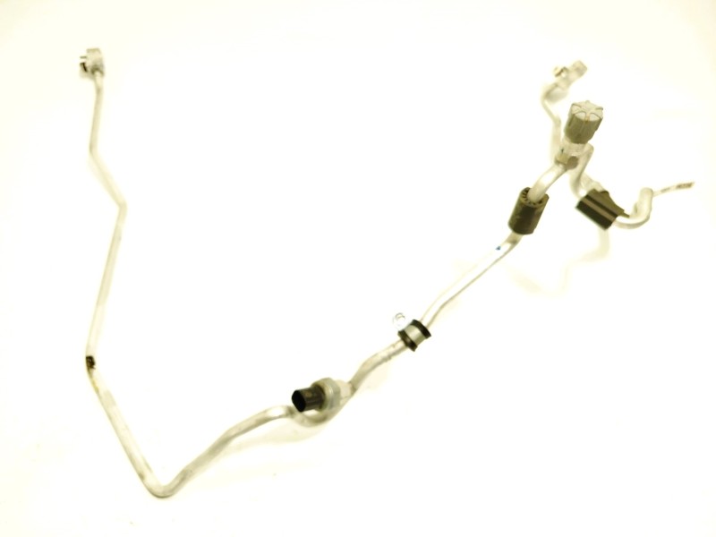 Recambio de tubos aire acondicionado para bmw x1 (f48) sdrive 18 i referencia OEM IAM 64536832951  