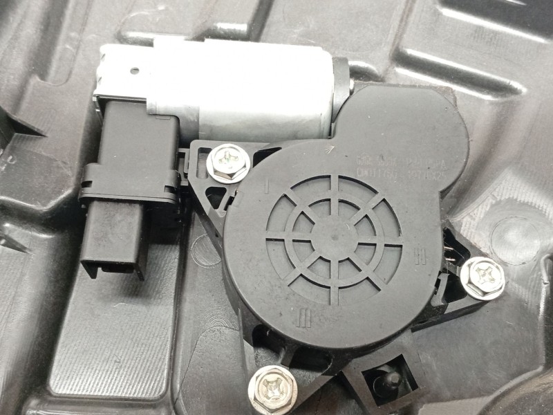 Recambio de elevalunas delantero izquierdo para mazda 5 (cr) 2.0 cd (cr19) referencia OEM IAM GJ6A5958XF  GJ6A5958XF