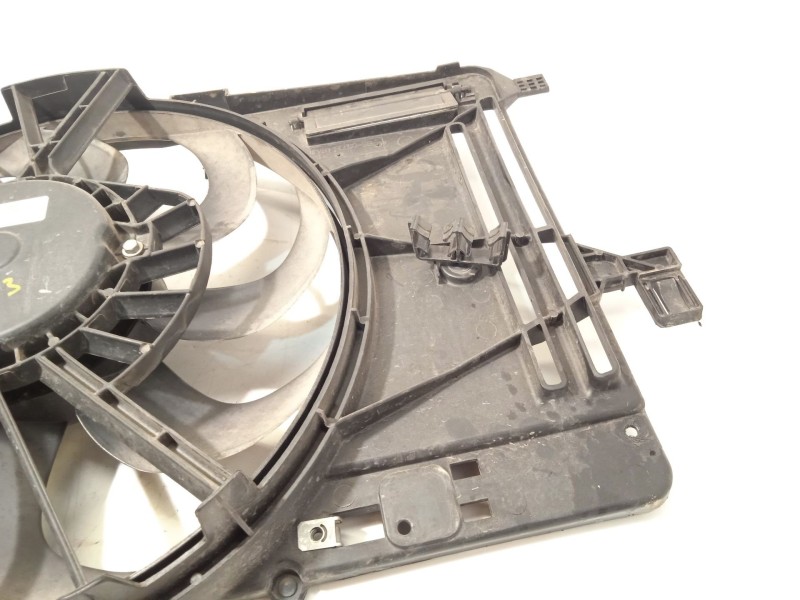 Recambio de electroventilador para ford focus iii turnier 1.0 ecoboost referencia OEM IAM CV618C607VB 2269500 