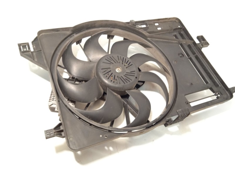 Recambio de electroventilador para ford focus iii turnier 1.0 ecoboost referencia OEM IAM CV618C607VB 2269500 