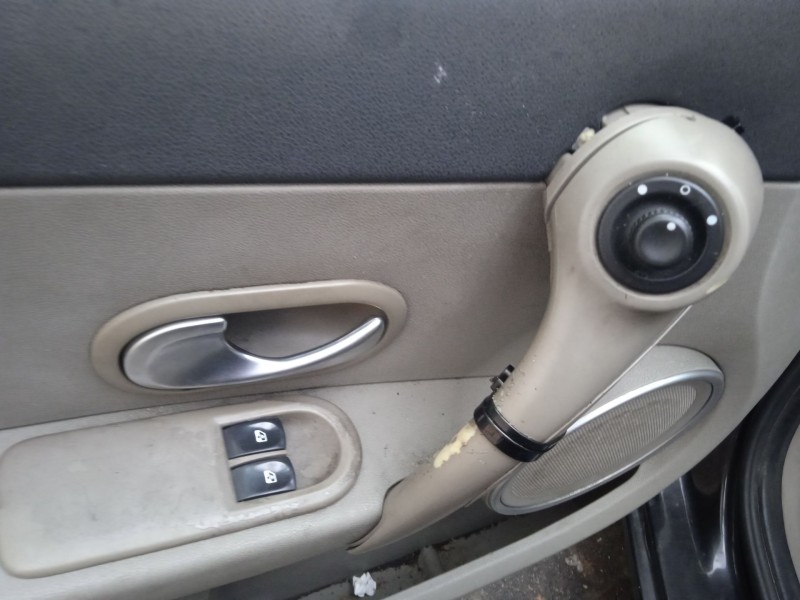 renault clio iii (br0/1, cr0/1) del año 2006