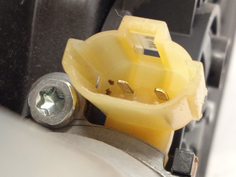 Recambio de elevalunas delantero derecho para hyundai elantra v sedán (md, ud) 1.6 referencia OEM IAM 828403X060  