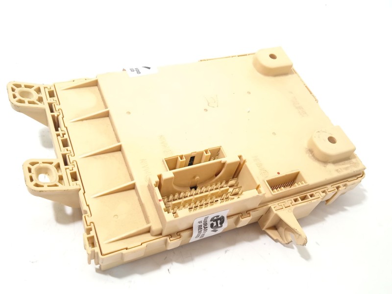 Recambio de caja reles / fusibles para hyundai elantra v sedán (md, ud) 1.6 referencia OEM IAM 919503X022  