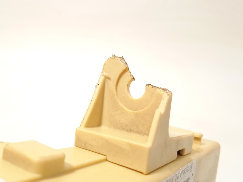 Recambio de caja reles / fusibles para hyundai elantra v sedán (md, ud) 1.6 referencia OEM IAM 919503X022  