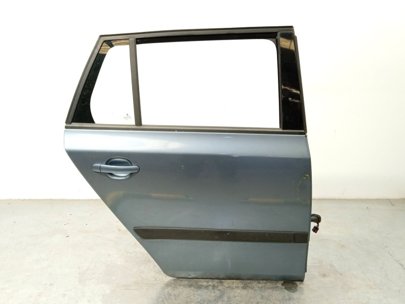 Recambio de puerta trasera derecha para skoda fabia ii combi (545) 1.6 tdi referencia OEM IAM 5J9833056  
