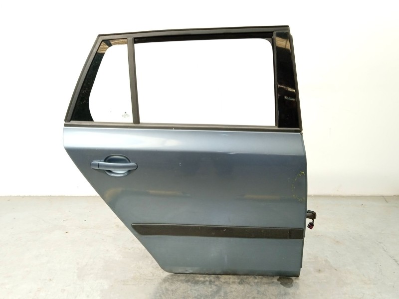 Recambio de puerta trasera derecha para skoda fabia ii combi (545) 1.6 tdi referencia OEM IAM 5J9833056  