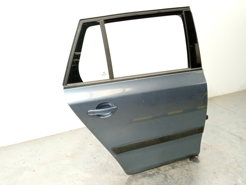 Recambio de puerta trasera derecha para skoda fabia ii combi (545) 1.6 tdi referencia OEM IAM 5J9833056  