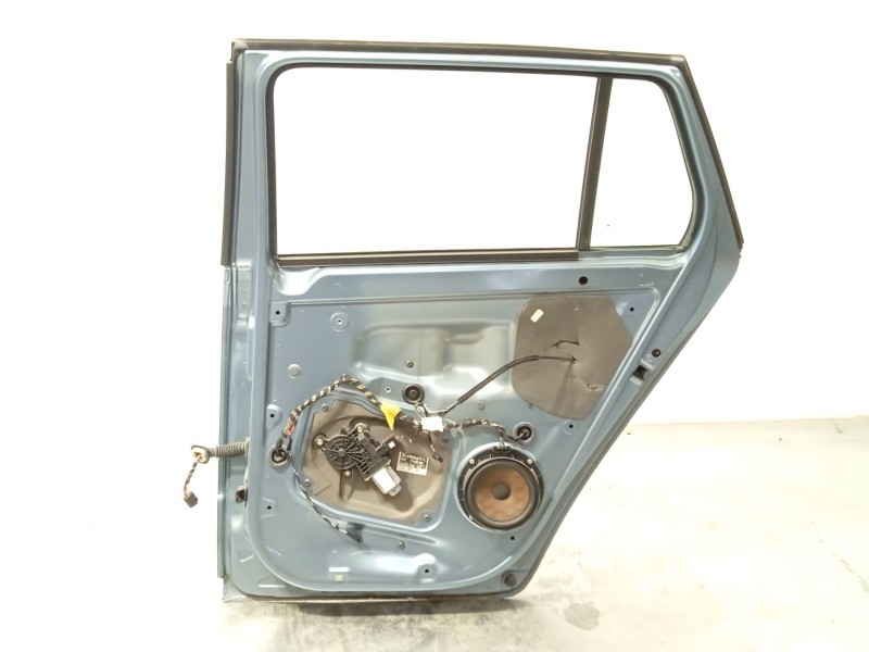 Recambio de puerta trasera derecha para skoda fabia ii combi (545) 1.6 tdi referencia OEM IAM 5J9833056  