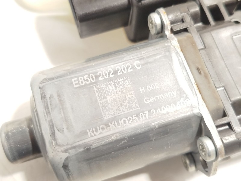 Recambio de modulo electronico para audi a4 b9 avant (8w5, 8wd) 30 tdi mild hybrid referencia OEM IAM 8W9863560  