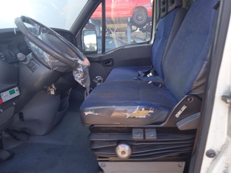 iveco daily iii caja/chasis del año 2004