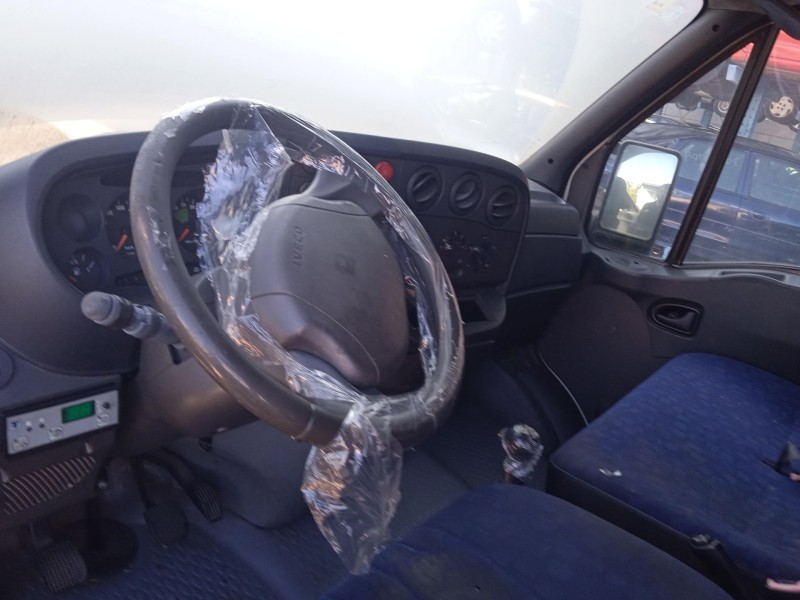 iveco daily iii caja/chasis del año 2004