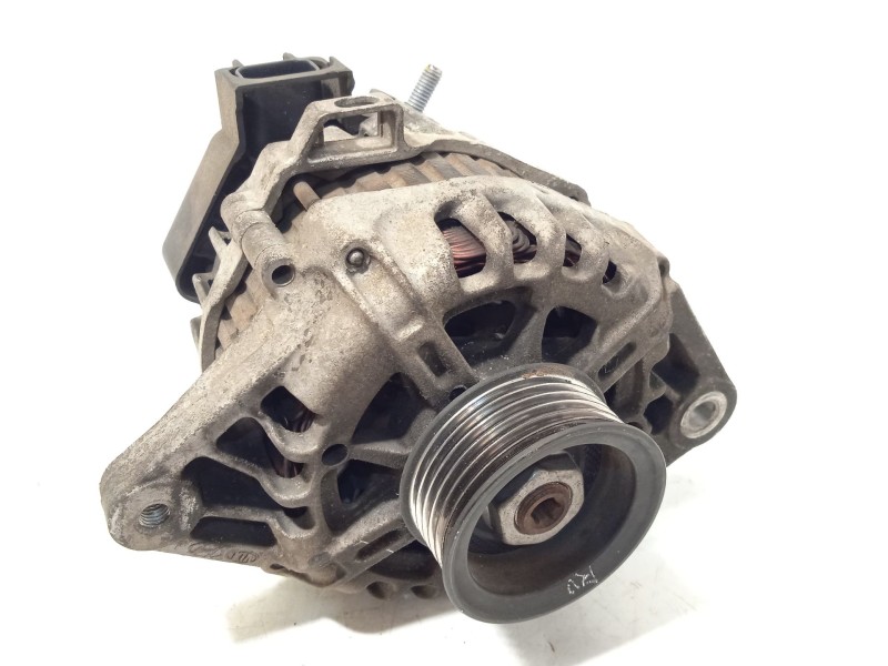 Recambio de alternador para kia cee´d sw (ed) 1.6 referencia OEM IAM 373002B101  2655447