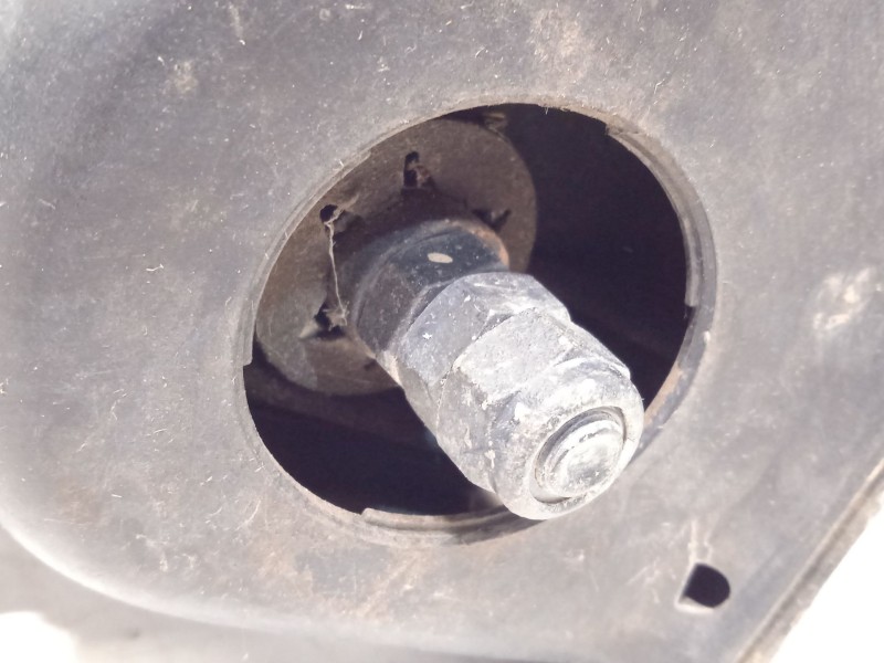 Recambio de retrovisor derecho para nissan terrano ii (r20) 2.7 td 4wd referencia OEM IAM 963010F001  