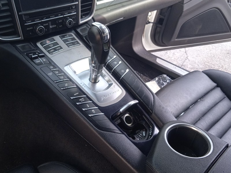 porsche panamera (970) del año 2015