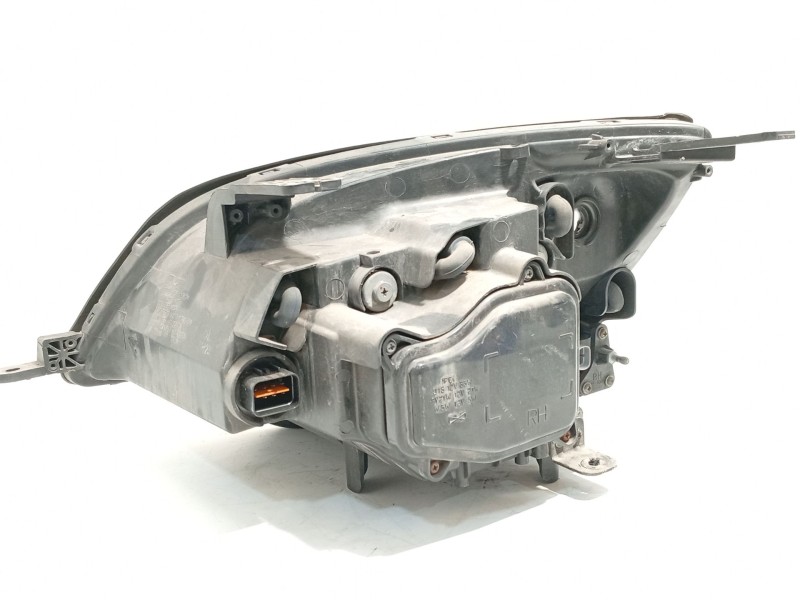 Recambio de faro derecho para opel antara a (l07) 2.0 cdti referencia OEM IAM 20839665  