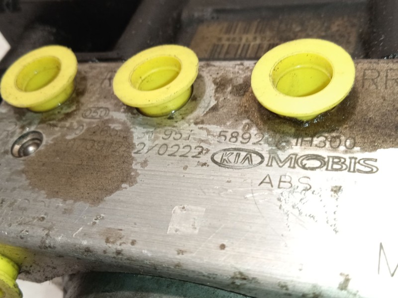 Recambio de abs para kia cee´d sw (ed) 1.6 referencia OEM IAM 589201H300 0265800637 0265231951