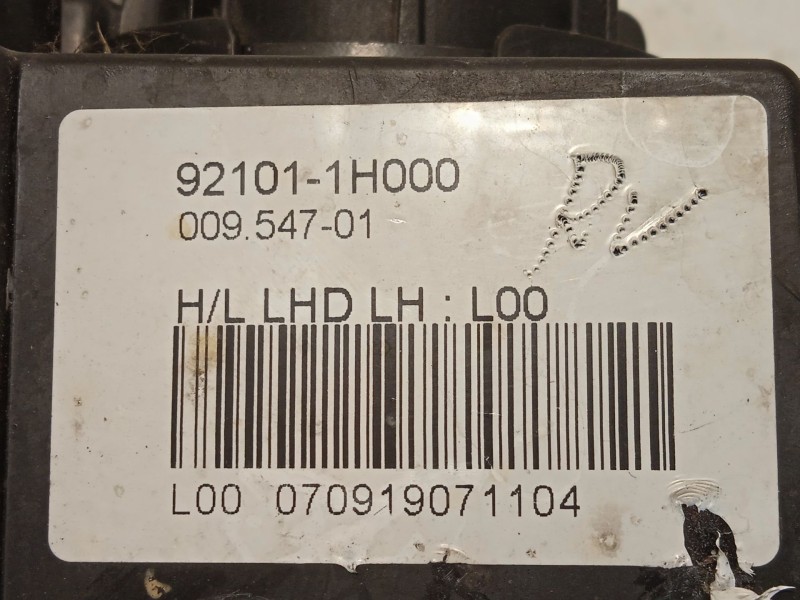 Recambio de faro izquierdo para kia cee´d sw (ed) 1.6 referencia OEM IAM 921011H000  