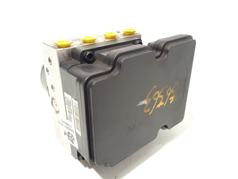 Recambio de abs para hyundai i30 (gd) 1.4 crdi referencia OEM IAM 58920A6230 6158945200 A658920800