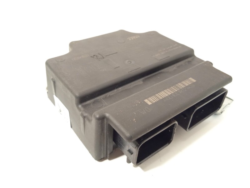 Recambio de centralita airbag para hyundai i30 (gd) 1.4 crdi referencia OEM IAM 95910A6110  