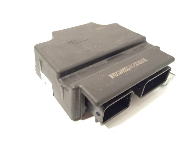 Recambio de centralita airbag para hyundai i30 (gd) 1.4 crdi referencia OEM IAM 95910A6110  