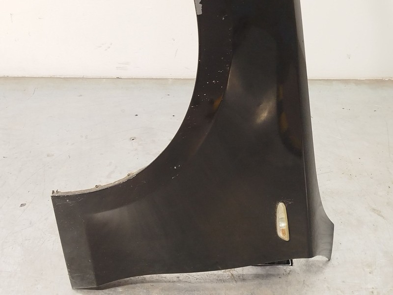 Recambio de aleta delantera izquierda para bmw 1 (e87) 120 d referencia OEM IAM 41357133227  