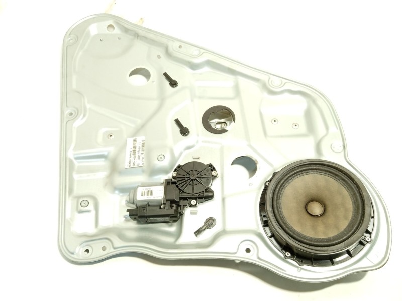 Recambio de elevalunas trasero derecho para kia cee´d hatchback (ed) 1.6 crdi 115 referencia OEM IAM 834801H020  